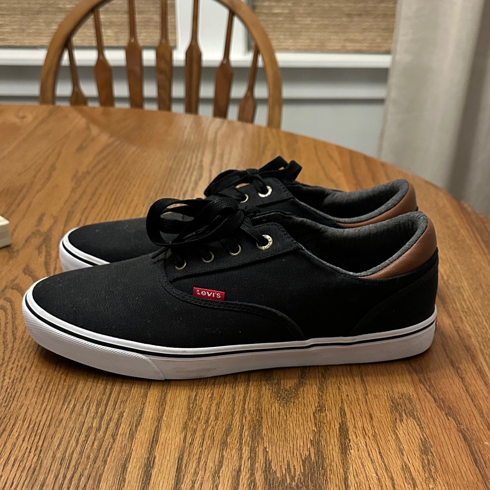 Levi's Black and Brown Sneakers for Men